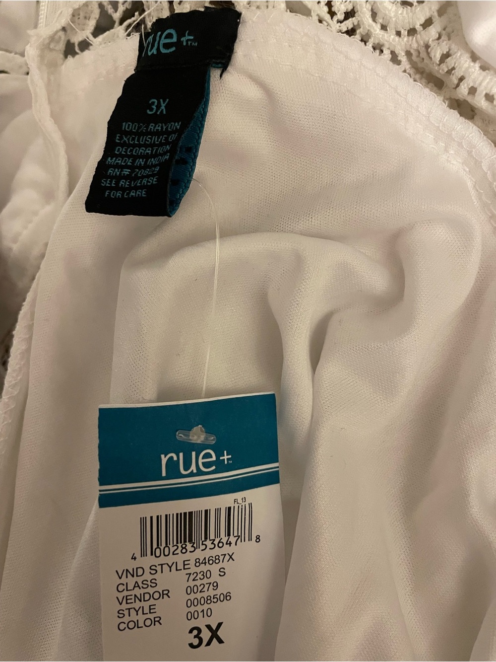 Rue 21 White Floral Embroidered Dress With Zip Back And  Back Tie Neck Size 3x - Picture 9 of 9